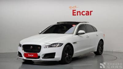 Jaguar xf