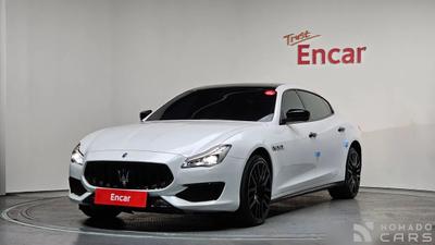 Maserati Quattroporte