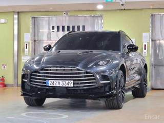 Astonmartin DBX