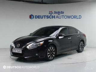 Nissan altima