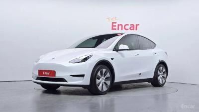 Tesla model-y