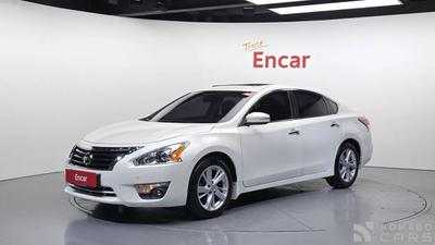Nissan altima