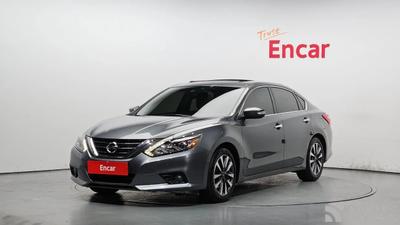 Nissan altima