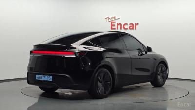 Tesla model-y