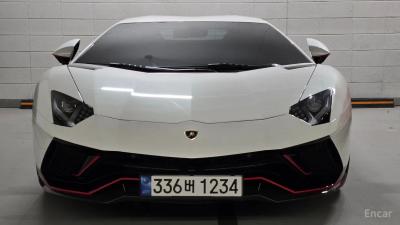 Lamborghini Aventador