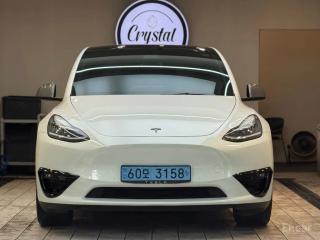 Tesla model-y
