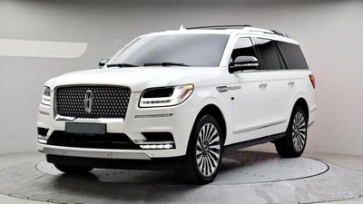 Lincoln Navigator