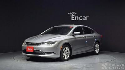 Chrysler 200