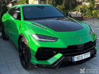 Lamborghini urus