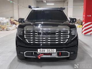 GMC Sierra