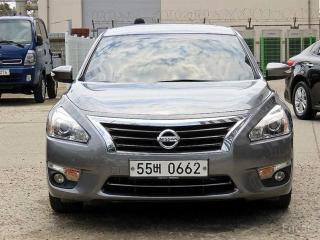 Nissan altima