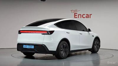 Tesla model-y