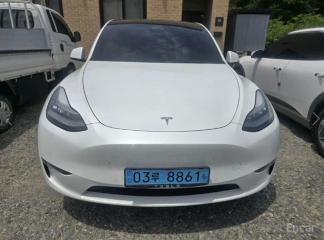 Tesla model-y