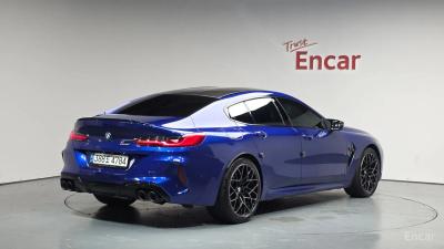 BMW M8