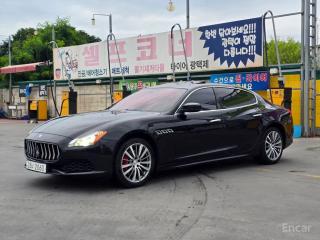 Maserati Quattroporte