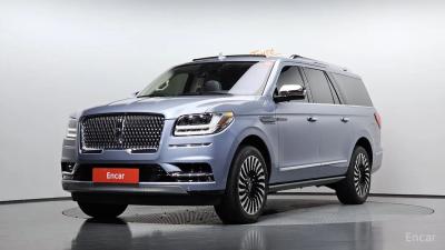 Lincoln Navigator