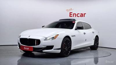 Maserati Quattroporte