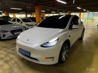 Tesla model-y