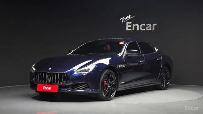Maserati Quattroporte