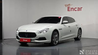 Maserati Quattroporte