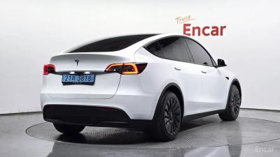 Tesla model-y