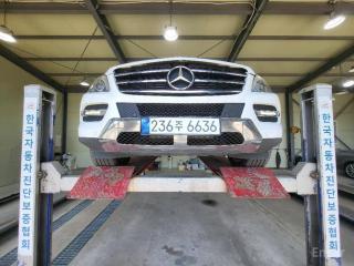 Mercedes-Benz M-class