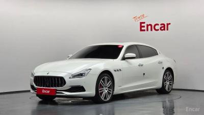 Maserati Quattroporte