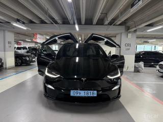 Tesla model-x