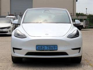 Tesla model-y