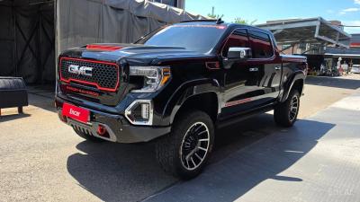 GMC Sierra