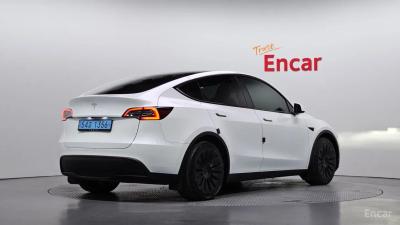 Tesla model-y