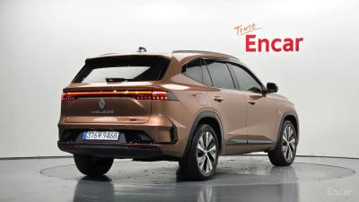 Renault-KoreaSamsung Grand Koleos