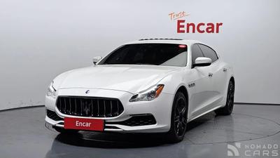 Maserati Quattroporte