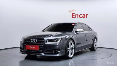 Audi S8