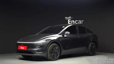 Tesla model-y