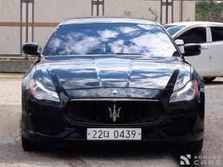Maserati Quattroporte