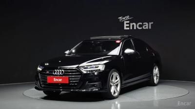 Audi S8