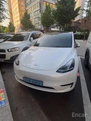 Tesla model-y