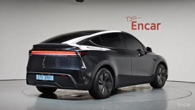 Tesla model-y