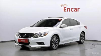 Nissan altima