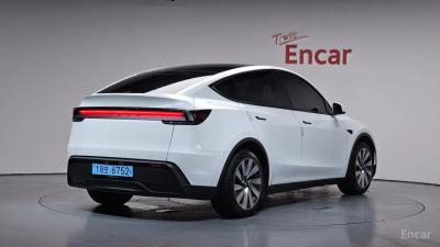 Tesla model-y