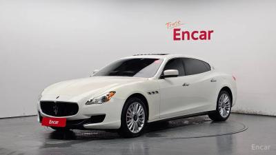 Maserati Quattroporte