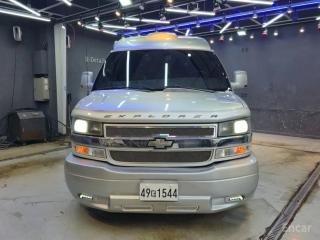 Chevrolet Express Van