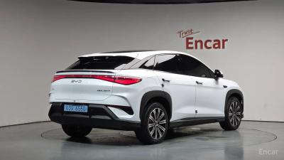 BYD Sealion 7
