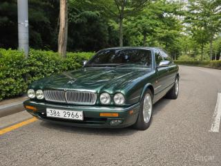 Jaguar S-TYPE