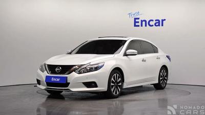 Nissan altima