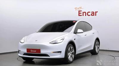 Tesla model-y