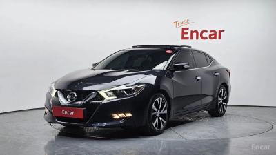 Nissan Maxima