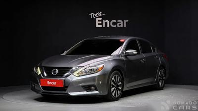 Nissan altima