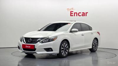 Nissan altima